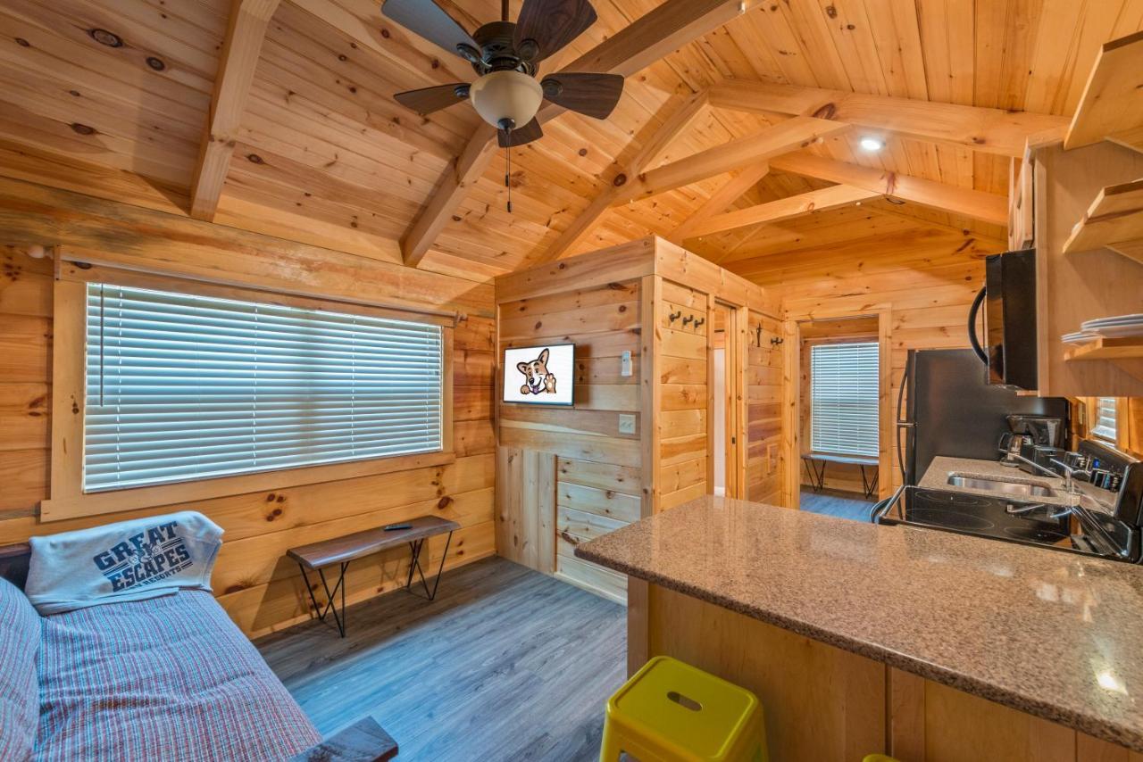 Great Escapes Rv Resort Bryan College Station Εξωτερικό φωτογραφία