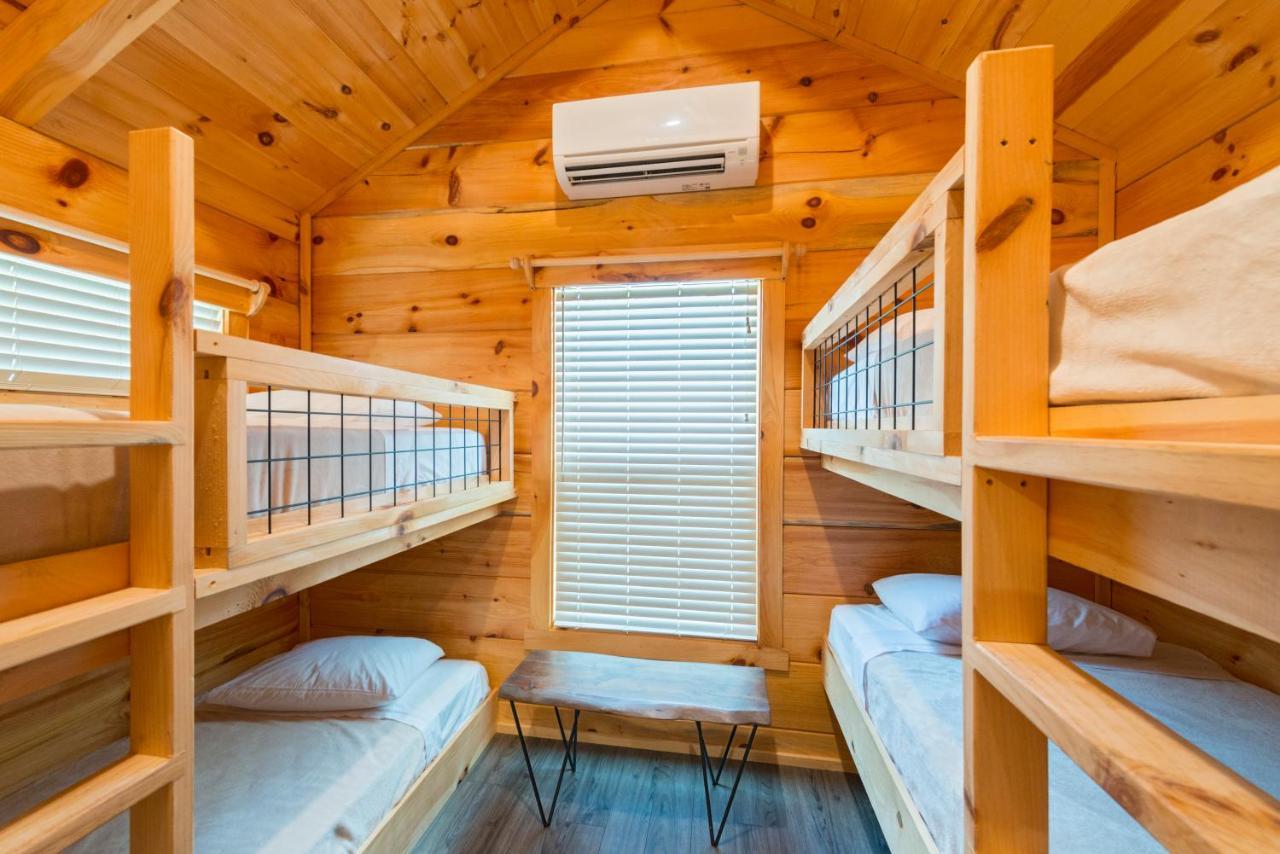 Great Escapes Rv Resort Bryan College Station Εξωτερικό φωτογραφία